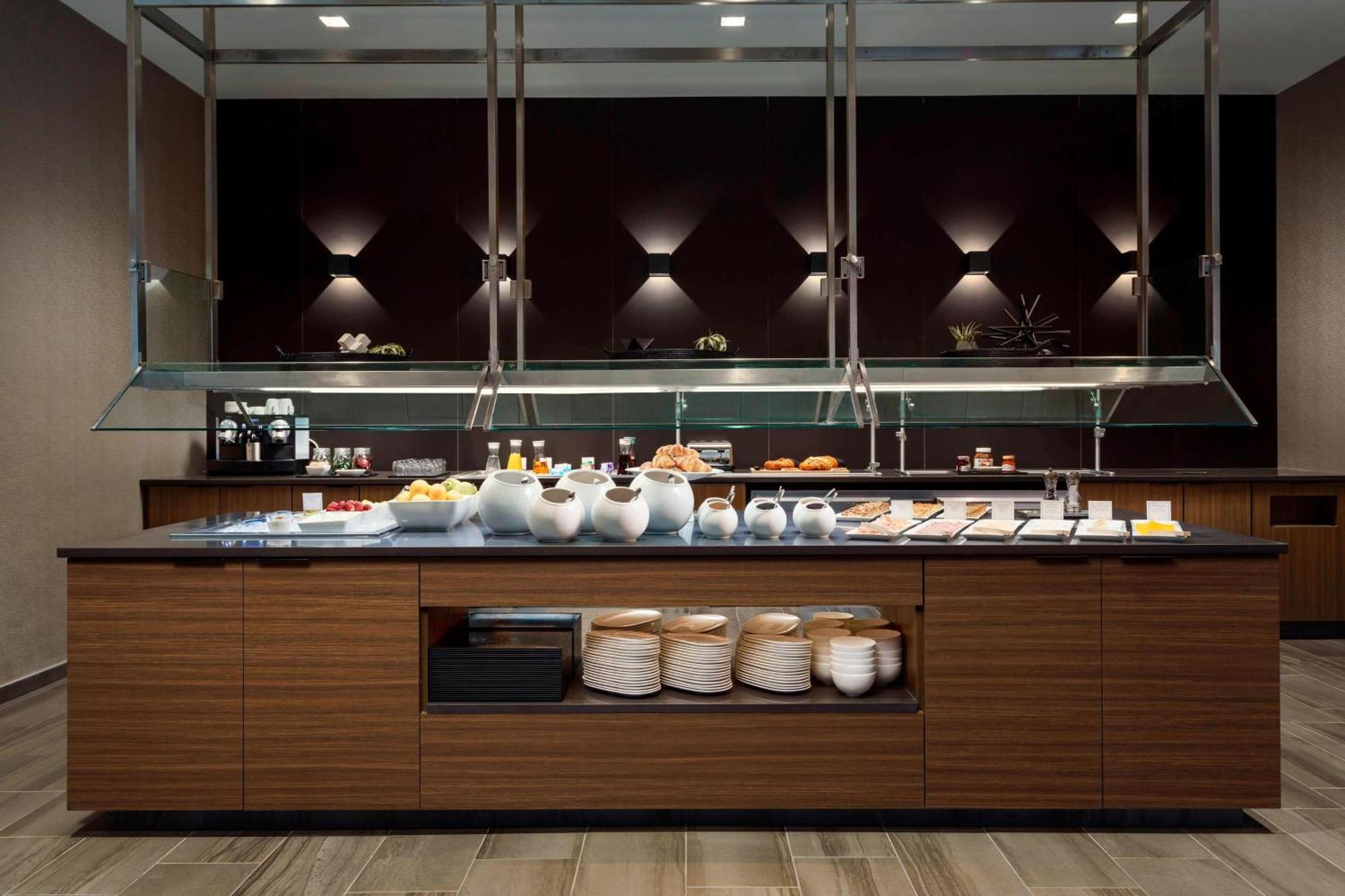 Ac Hotel By Marriott Chapel Hill Downtown Εξωτερικό φωτογραφία