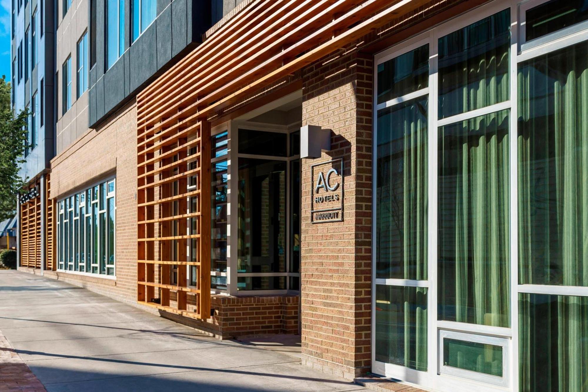 Ac Hotel By Marriott Chapel Hill Downtown Εξωτερικό φωτογραφία